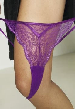 Discount ✔️ Hunkemöller ISABELLE PLUNGE UNPADDED - Triangle Bra - Purple 🔥 -Hunkemöller Sales Store 2095766fcff448b98871ce823115af03