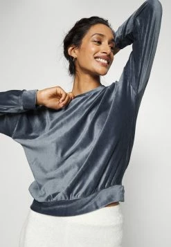 Buy 🌟 Hunkemöller CREW - Pyjama Top - Grey 🎉 -Hunkemöller Sales Store 6c03dd24f7b2474a814cbcb8aa9f8017