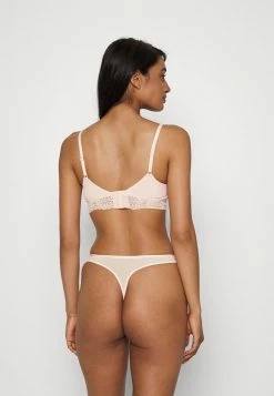 Best Pirce 🥰 Hunkemöller 3 PACK YAKIRA STRING - Thong - Off White 🔥 -Hunkemöller Sales Store 7c9c3300f5f244cf87a52361d78d26fb