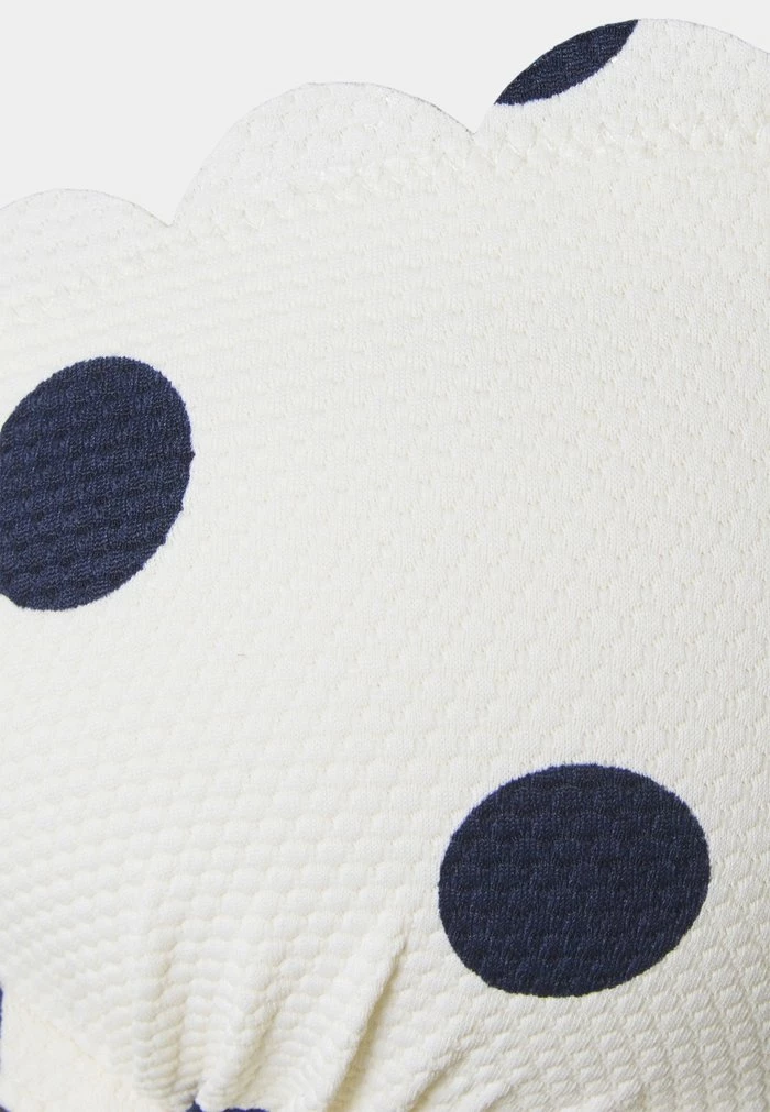 SCALLOP DOT - Bikini top - snow white Hot Sale 🥰 Hunkemöller SCALLOP DOT - 👙 Bikini Top - Snow White 😍 -Hunkemöller Sales Store a5f07b58e7a54373ac7b4a9183b7ba32