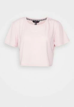 Budget 🎁 Hunkemöller CROP TEE NEW - Print T-shirt - Pink 😀 5 Budget 🎁 Hunkemöller CROP TEE NEW - Print T-shirt - Pink 😀 -Hunkemöller Sales Store aa1f636e983f4922b49b1b448ccbeefe