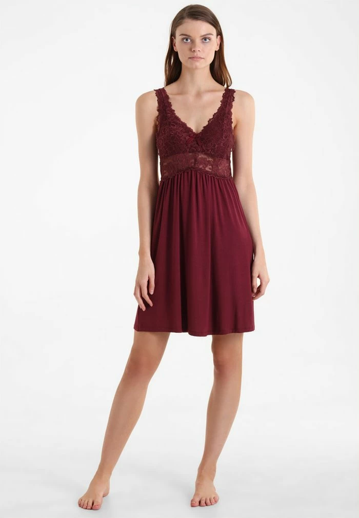 Nightie - windsor wine Budget ✔️ Hunkemöller Nightie - Windsor Wine 🛒 -Hunkemöller Sales Store cd0f5aa988be420591f14f8d02920cd5