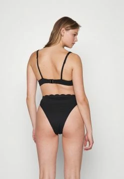 Cheap ✔️ Hunkemöller SCALLOP UP - 👙 Bikini Top - Black 🥰 4 Cheap ✔️ Hunkemöller SCALLOP UP - 👙 Bikini Top - Black 🥰 -Hunkemöller Sales Store dc0800ec881345669e9e8375f1618c75