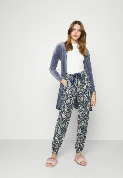 Hunkemöller Sales Store -Hunkemöller Sales Store df62082b519e42c09e49904868b0cfd9