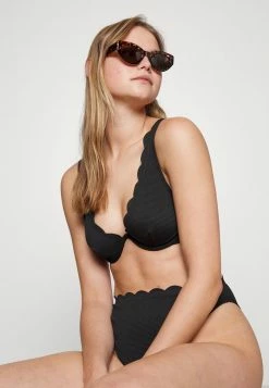 Cheap ✔️ Hunkemöller SCALLOP UP - 👙 Bikini Top - Black 🥰 5 Cheap ✔️ Hunkemöller SCALLOP UP - 👙 Bikini Top - Black 🥰 -Hunkemöller Sales Store ffcb8f3b70dd4839a868a7795923ae0d
